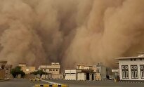 ببینید/ تصاویری از توفان ریزگردها در جاده بغداد به موصل