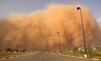 ببینید / طوفان شدید گردوخاک در موصل عراق که در حال حرکت به سمت ایران است
