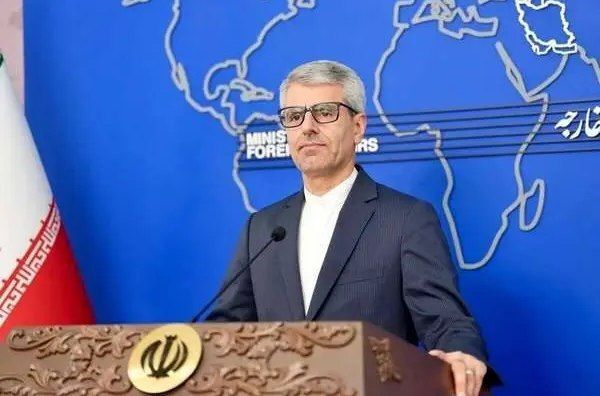 سخنگوی وزارت خارجه: بحث توقف برنامه هسته‌ای ایران در مذاکرات با امریکا مطرح نیست/ درباره سه کشور اروپایی گفته‌ایم که آماده هستیم تماس‌ها ادامه پیدا کند