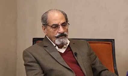 ویدیو/ ناخدا صمدی، فرمانده گردان تکاوران در خرمشهر: ابتدای جنگ، به تکاوران گفتم هر کدام از شما قابلیت این را دارید که از پس ۵۰ سرباز عراقی هم بر بیایید/ عراقی که قرار بود تا روز هفتم مهر، خرمشهر را تصرف کند، هنوز از «پل نو» عبور نکرده بود