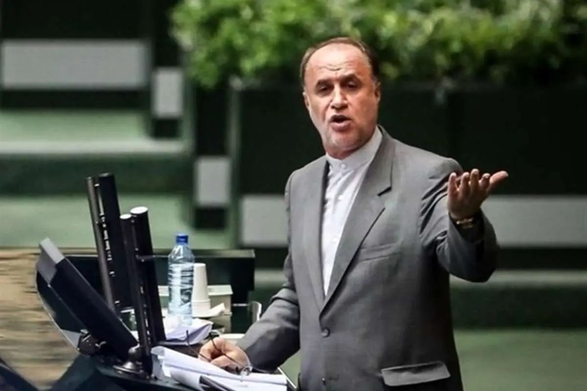 حاجی‌بابایی، نماینده مجلس: دولت در تغییر ساعت مدارس تجدید نظر کند؛ زیرا به شدت مورد اعتراض است/ رئیس‌جمهور هر چه زودتر وزیر پیشنهادی اقتصاد را به مجلس معرفی کند