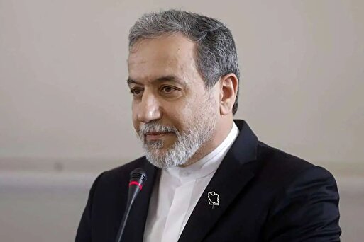 عراقچی: گفت‌و‌گو با آمریکا را ادامه می‌دهیم / منتظر اعلام زمان و مکان دور بعدی مذاکرات از سوی عمان هستیم؛ رویکرد ما پیگیری مذاکره است / اظهارات شب گذشته ترامپ را نگاه کردم؛ متاسفانه یک دیدگاه بسیار فریب‌کارانه مطرح شده است