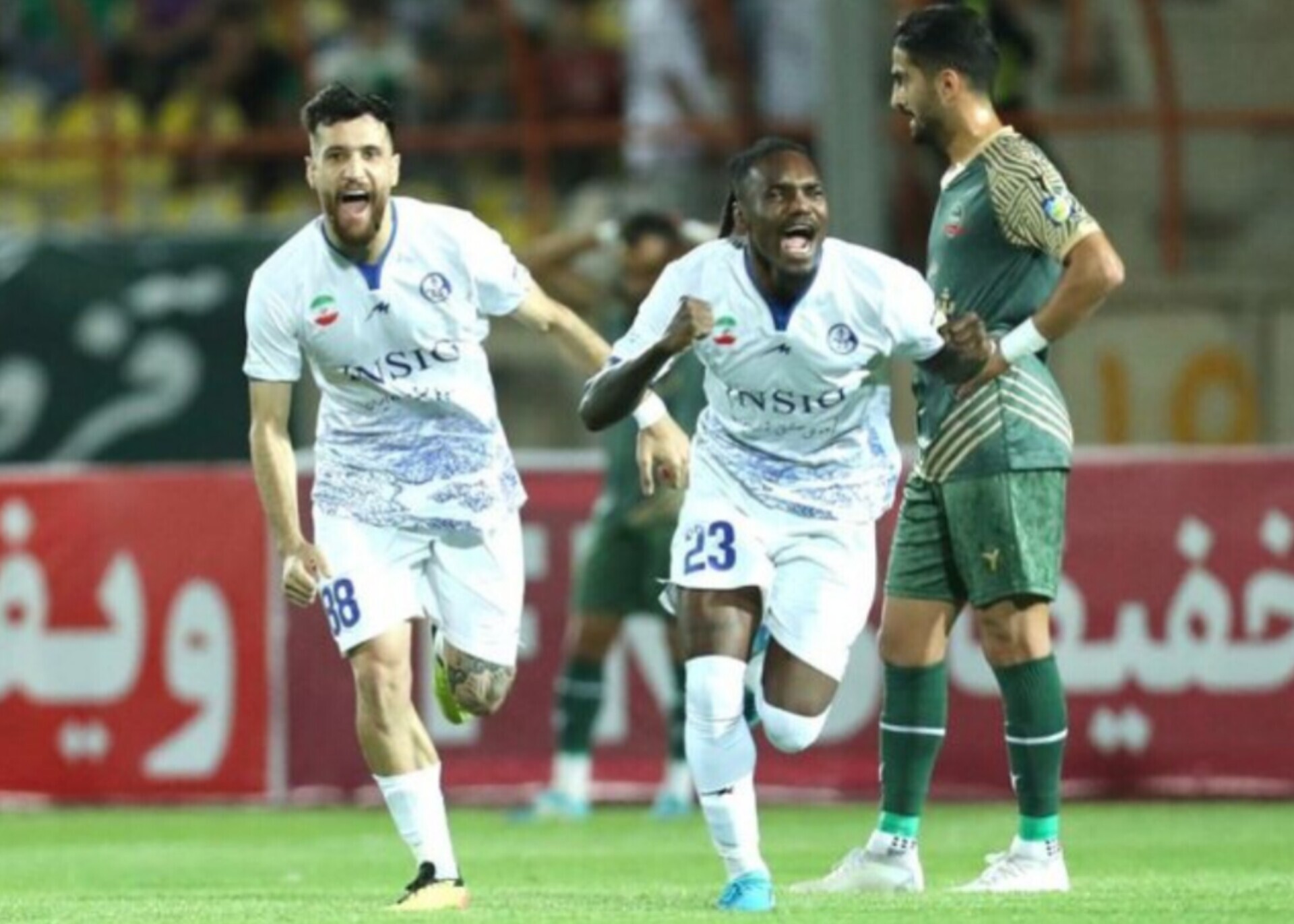 پرسپولیس رسما از بیفوما رونمایی کرد