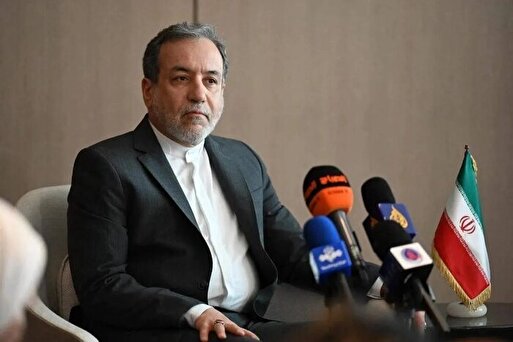 عراقچی در واکنش به اظهارات ترامپ: ایران هیچ‌گونه پیشنهاد مکتوبی از سوی ایالات متحده، نه مستقیم و نه غیرمستقیم، دریافت نکرده است