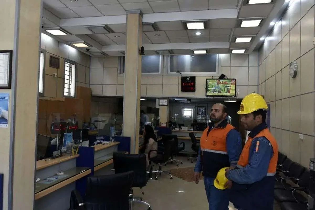 شرکت برق: برق ۷۷ اداره و بانک پرمصرف در استان قم قطع شد