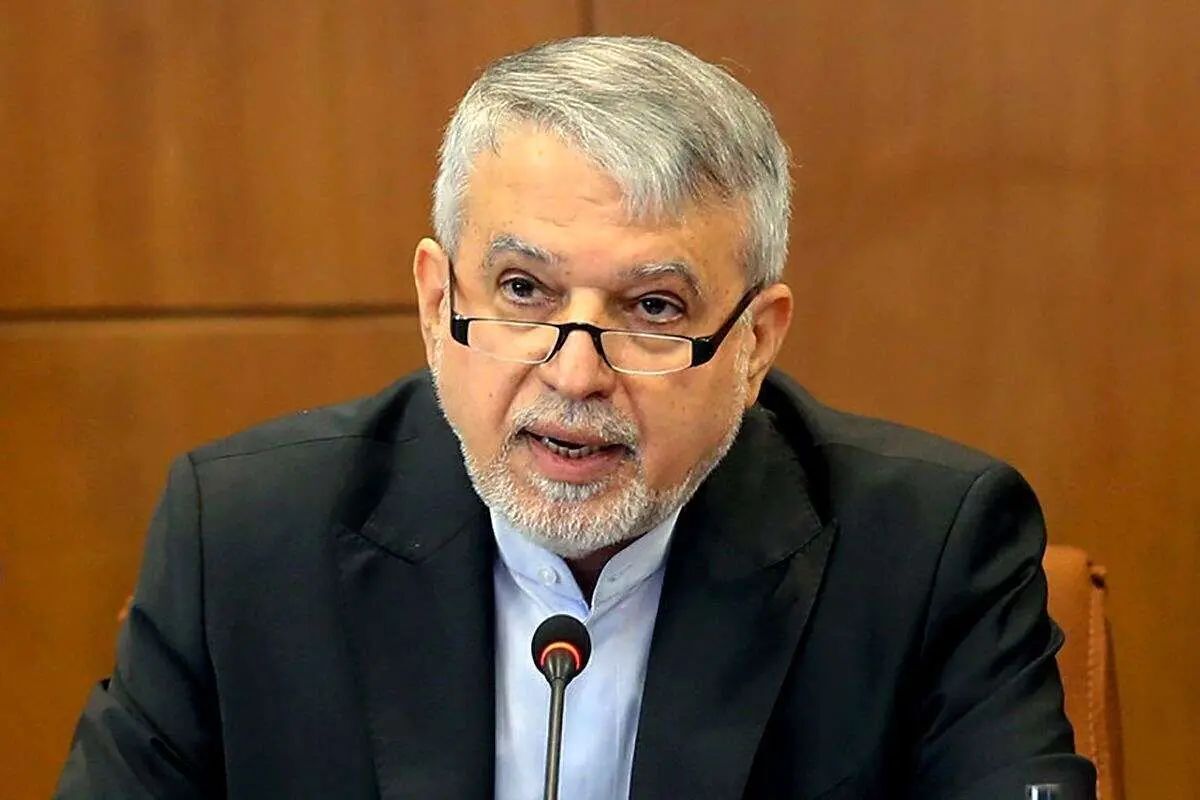 صالحی امیری، وزیر میراث فرهنگی در مراسم تحلیف پاپ شرکت می‌کند