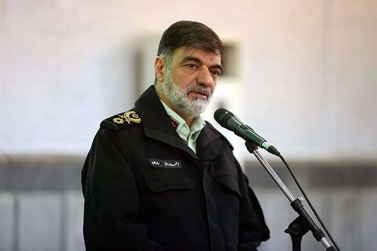سردار رادان: ان‌شاءالله ۱۴۰۴ را به‌عنوان سال پایان قدرت‌نمایی اراذل و اوباش اعلام خواهیم کرد؛ به‌گونه‌ای که حتی جرأت فکر کردن به لات‌بازی را هم نداشته باشند/ شاهد کاهش نزدیک به ۴۰ درصدی در میزان شرارت‌های خیابانی بوده‌ایم